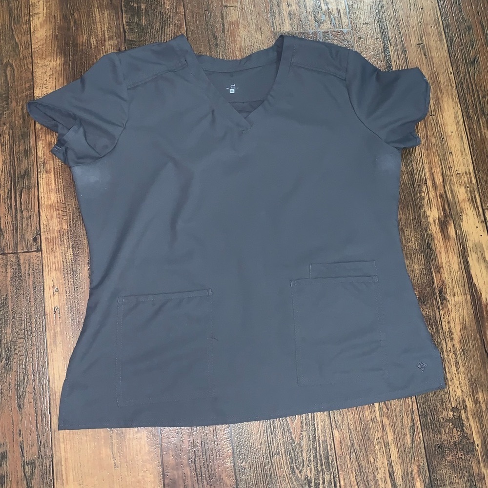 Med couture XL scrub top! $15
